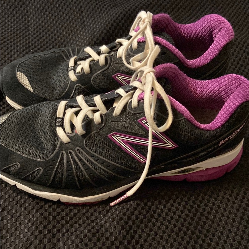 New Balance Barringer 890 women’s sneakers